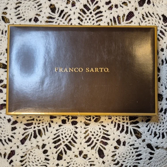 Franco Sarto Metallic Silver Wallet - Picture 11 of 12